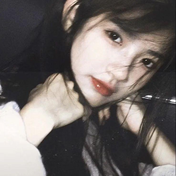 卧底交锋：大嫂的棋局